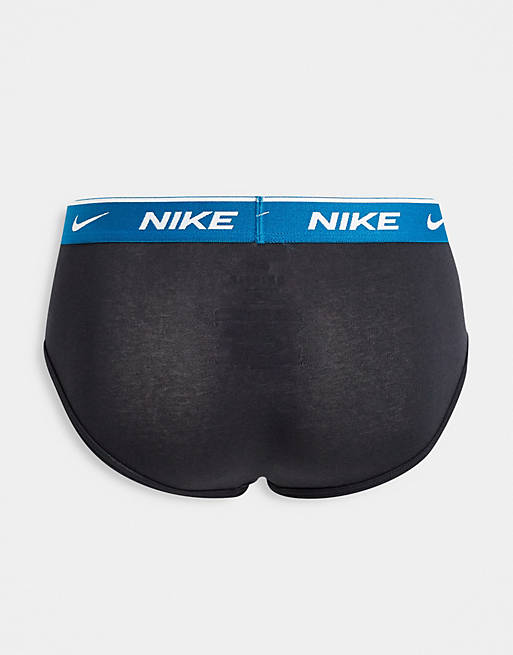 Nike Everyday Cotton Stretch 3 pack briefs in black