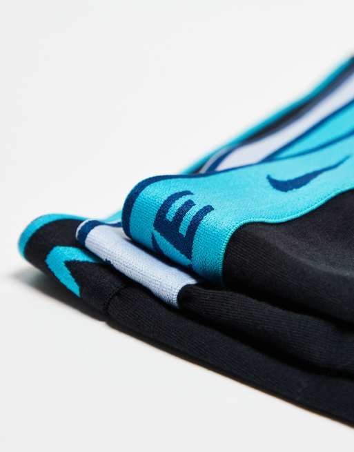 Nike Everyday Cotton Stretch 3 pack trunks in blue with coloured waistband in black / blue / light blue, 3 of 3