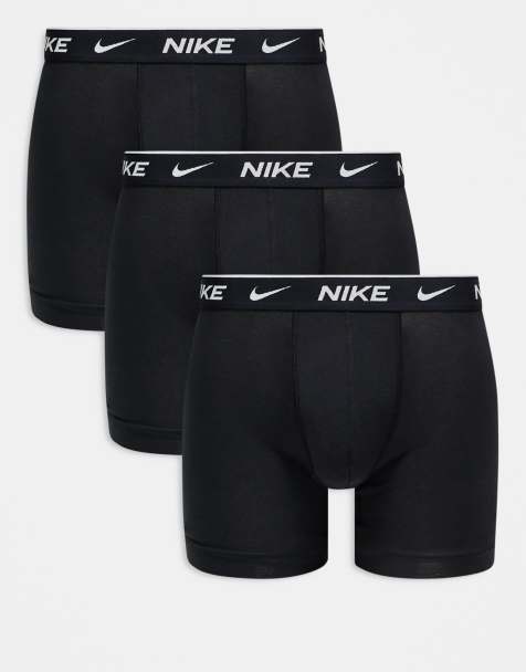 Nike – Everyday Cotton Stretch – 3er-Pack lange, eng geschnittene Boxershorts in Schwarz - view 1