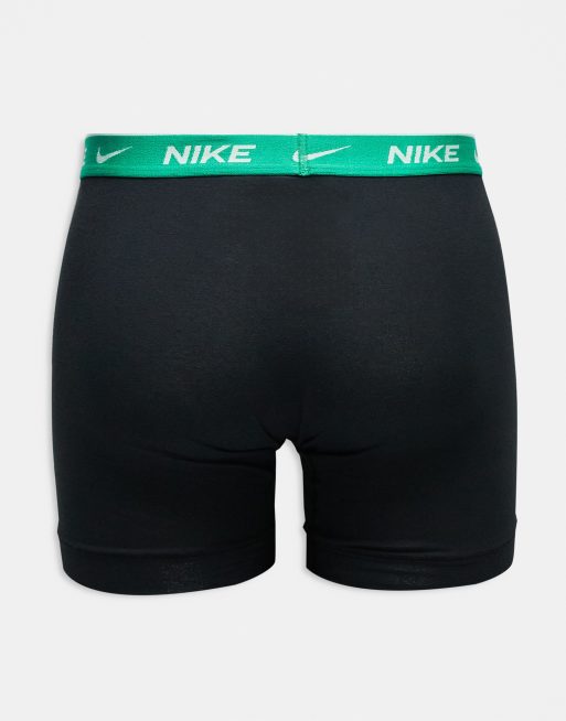 Nike Everyday Cotton Stretch briefs 3 pack in black contrast waistband, 3 of 3