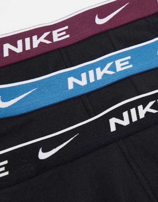 Nike Everyday Cotton Stretch briefs 3 pack in black with black/blue/bordeux waistband, 2 of 4