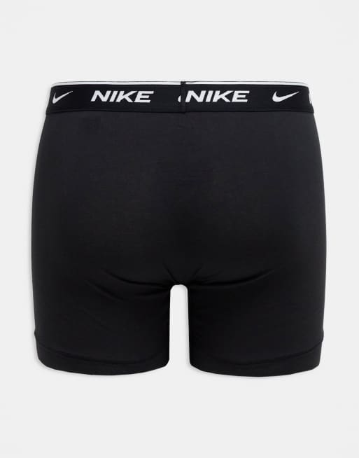 Nike Everyday Cotton Stretch briefs 3 pack in black with black/blue/bordeux waistband, 3 of 4
