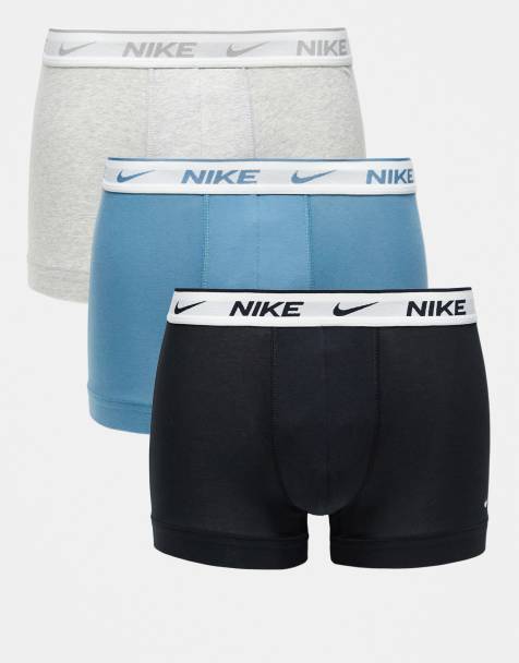 Nike - Everyday Cotton Stretch - Confezione da 3 paia di boxer aderenti color blu, nero e grigio con fascia in vita bianca - view 1