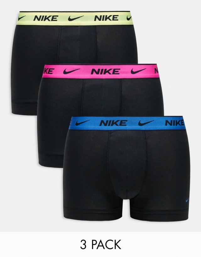 Nike - everyday cotton stretch trunks 3 pack in black with neon waistband