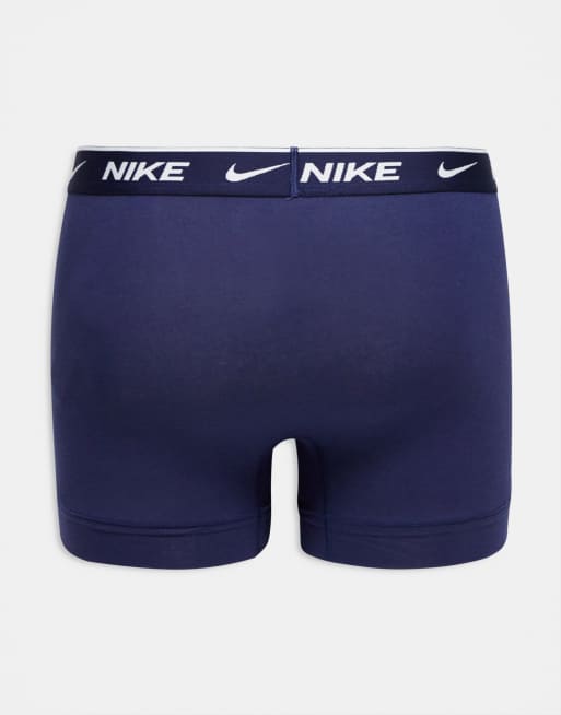 Nike Everyday Cotton Stretch trunks 3 pack in navy/bordeux/charcoal, 2 of 4