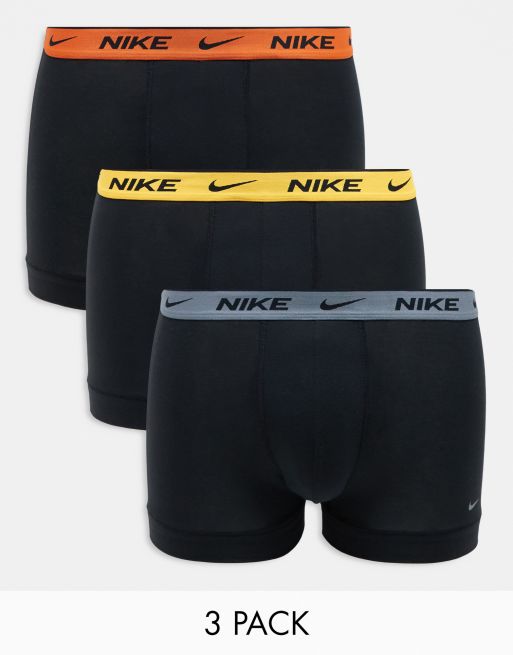 Nike – Everyday Cotton – Zestaw 3 par czarnych bokserek ze stretchem z kontrastową talią