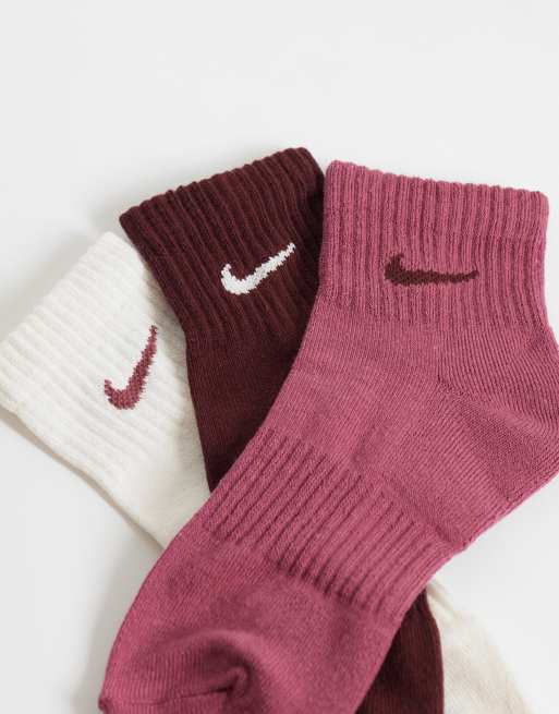 Nike Everyday Cushioned 3 pack socks in multi, 3 of 3