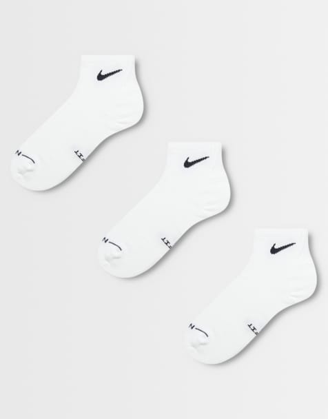 Nike Everyday Elevated 3-pack skarpetki do kostki w białym kolorze - view 1