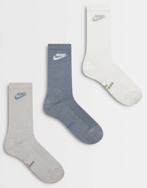 Nike Everyday Elevated confezione da 3 paia di calzini alti multicolore