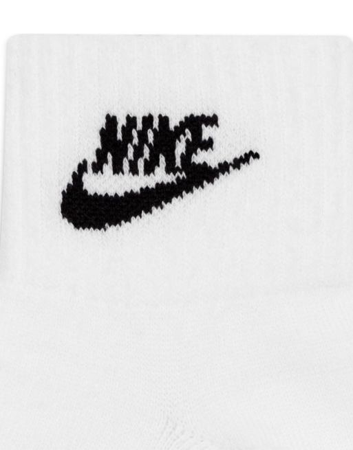 Nike Everyday Essential 3 pack ankle socks in white