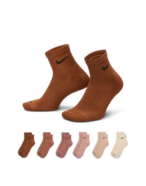 Nike - Everyday Essential - Lot de 6 paires de chaussettes de sport - Multicolore