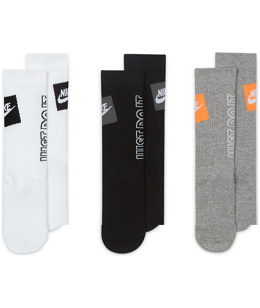 Nike everyday essentials box logo 3 pack socks in white/gray/black