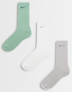 Nike Everyday Lightweight 3 pack crew socks in multi