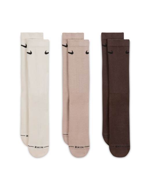 Nike Everyday Plus 3 pack crew socks in brown and beige , 2 of 3