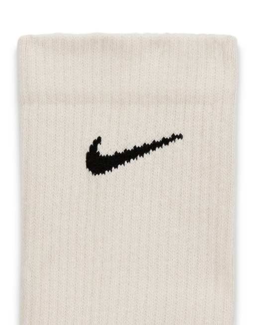 Nike Everyday Plus 3 pack crew socks in brown and beige , 3 of 3