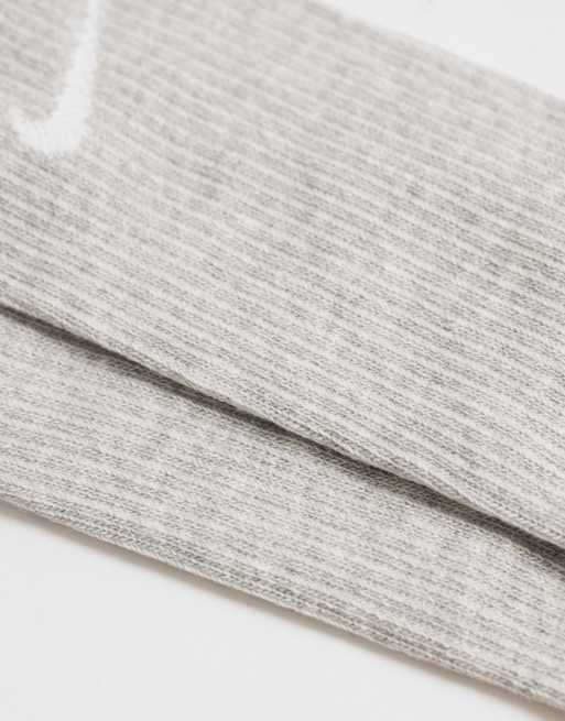 Nike Everyday Plus 6 pack crew socks in gray, black and white, 2 of 3