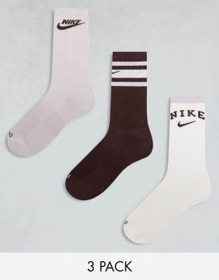 Nike Everyday Plus Cushioned 3 pack crew socks in burgundy-Brown