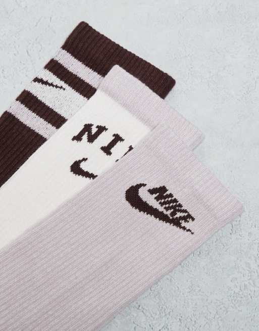 Nike Everyday Plus Cushioned 3 pack crew socks in burgundy