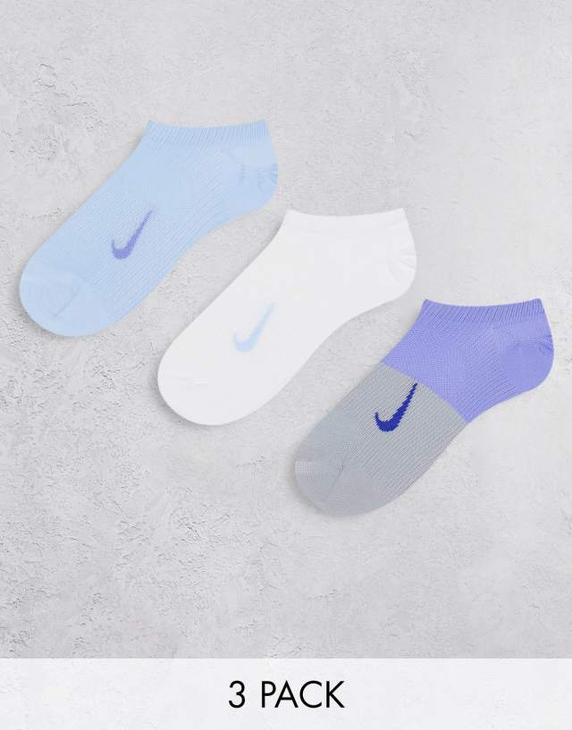 Nike Everyday Plus Lightweight 3 pack socks in multi