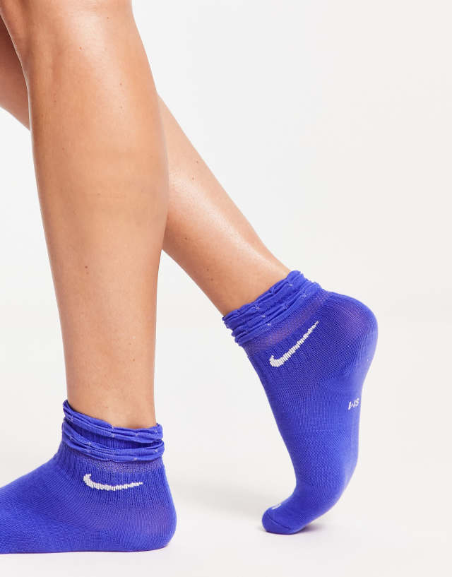 Nike Everyday socks in blue