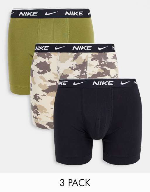 Nike – Everyday – Zestaw 3 par bokserek z bawełny ze stretchem w kolorach czarnym, khaki i we wzór moro