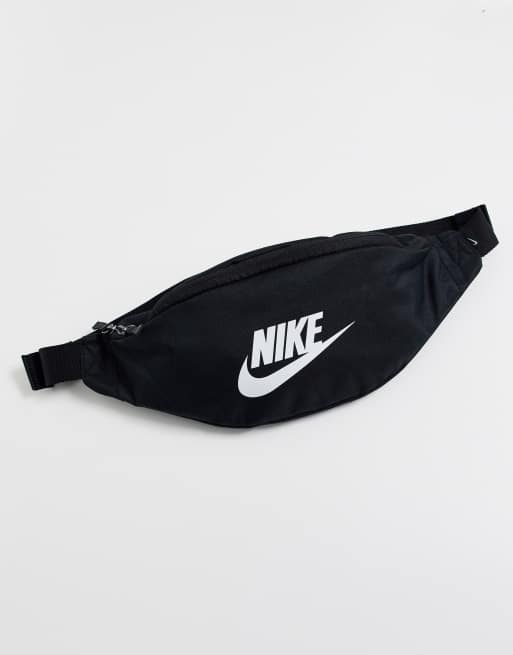 Black and white nike fanny sales pack