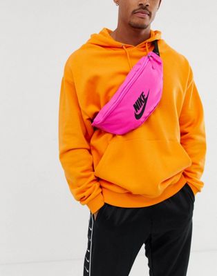 nike fanny pack outfit