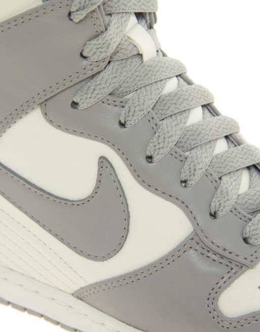 Nike schoenen shop met sleehak