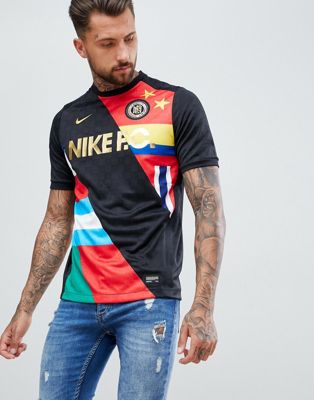 Nike – FC – Svart t-shirt med flaggmotiv 886872-012