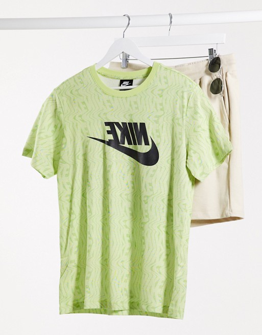 Nike Festival t-shirt in lime