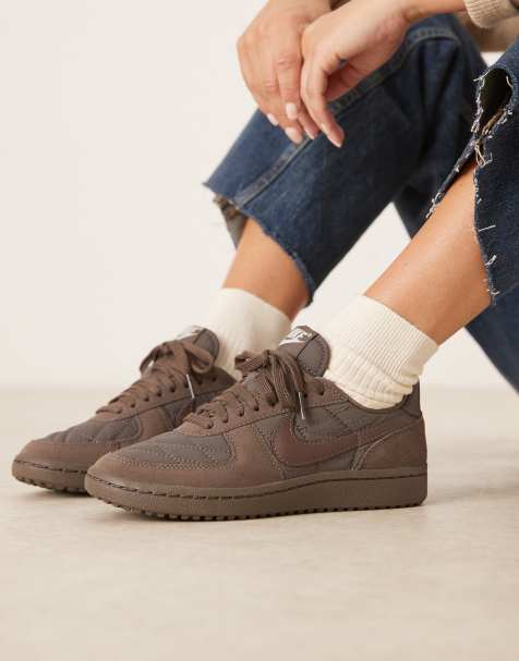 Nike – Field General – Brązowe pikowane buty sportowe - view 1