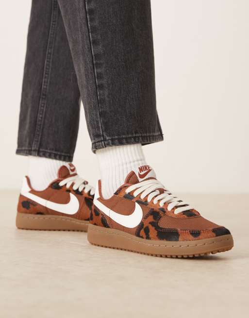 Nike Field General Pony Hair trainers in brown, 5 of 5