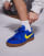 Thumbnail 1 van 5