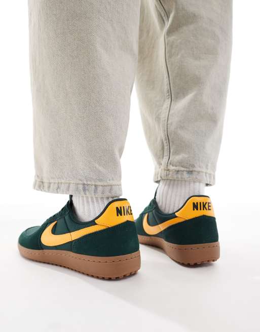 Nike Field General sneakers in green and yellow , 3 of 5