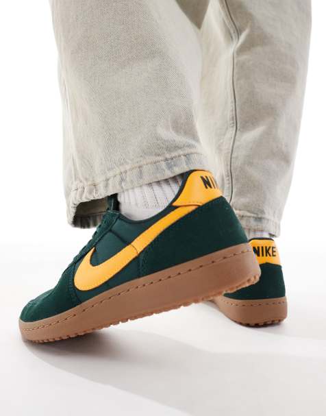 Nike - Field General - Sneakers in groen en goud - view 1