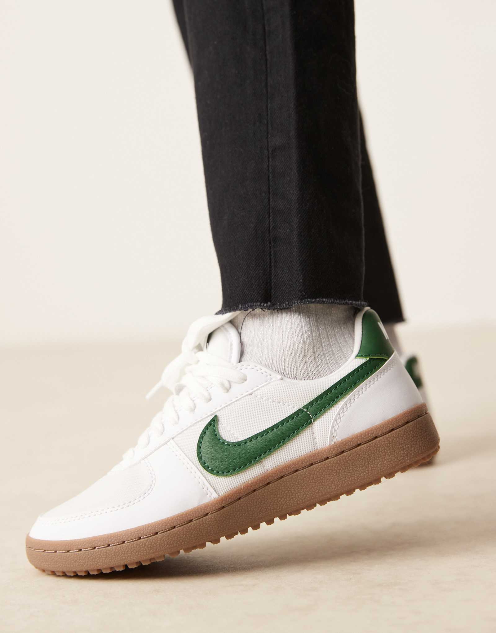 Кроссовки Nike Field General белого и зеленого цветов