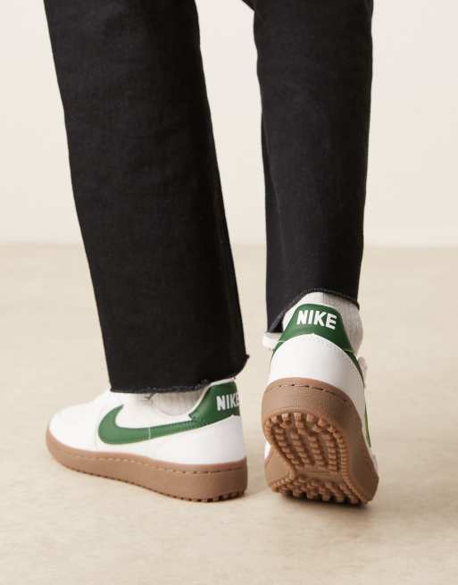 Nike Field General sneakers in white and green, 4 of 5