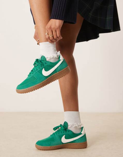 Nike - Field General - Sneakers verdi e bianche - view 1