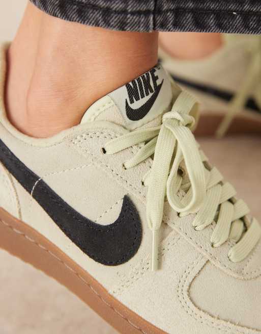 Nike Field General Sneakers verdi e nere ASOS