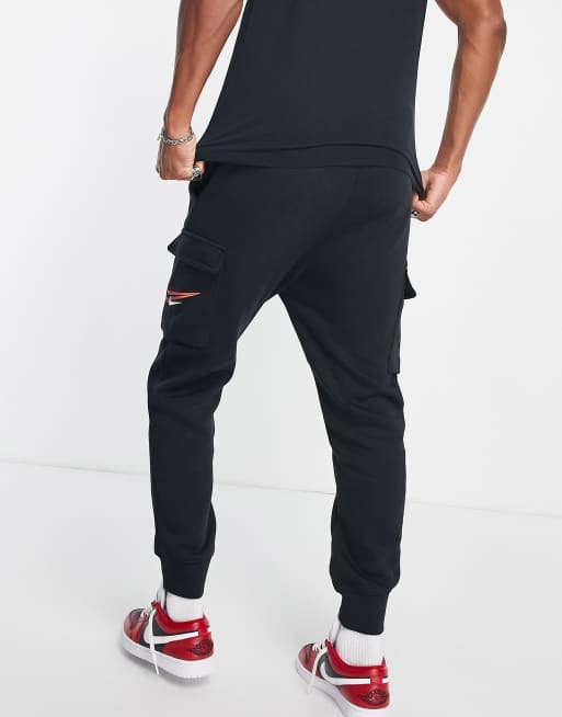 Nike swoosh cargo joggers hotsell
