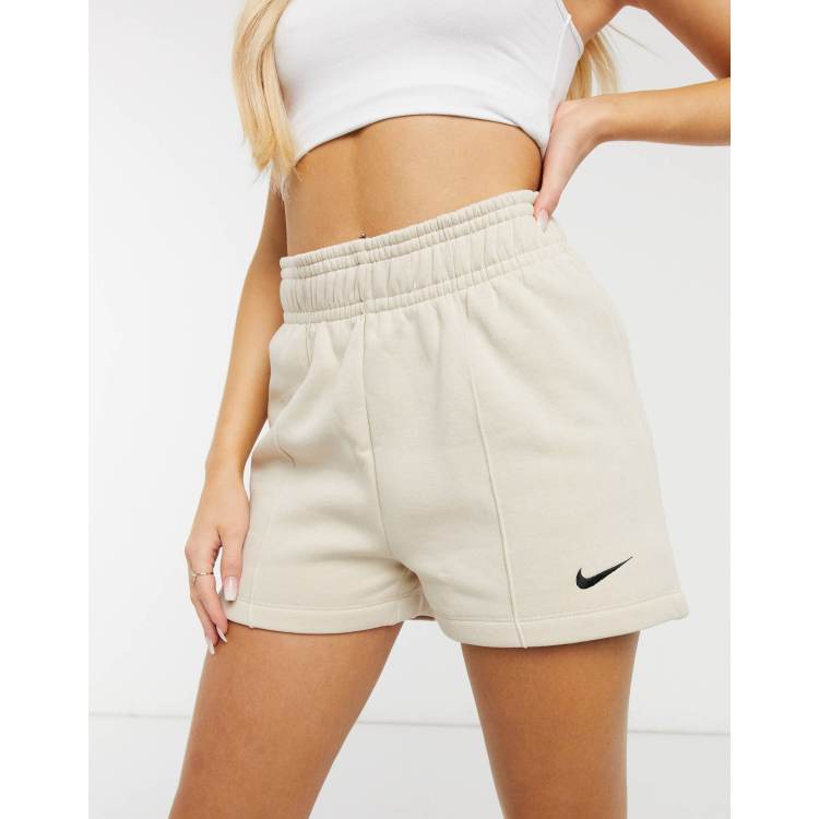 Nike store beige shorts