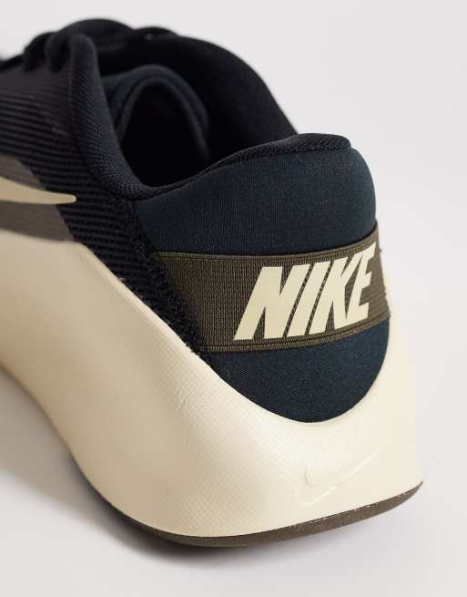 Nike Flex training sneakers in brown, 3 of 5