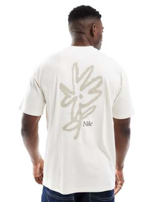 Flower graphic T-shirt in white