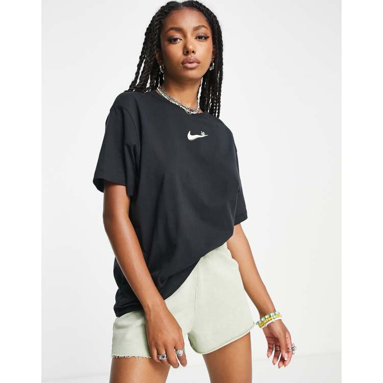 nike women's floral t shirt