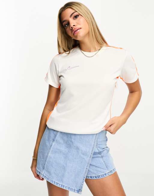 Nike Football – Academy 23 Dri-Fit – T-shirt w kolorze białym i pomarańczowym