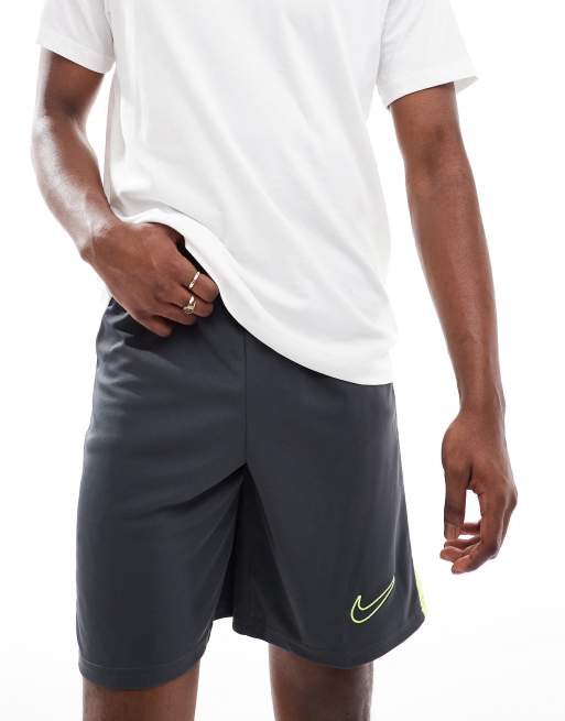 Nike Football - Academy 23 - Grønne og koksgrå shorts