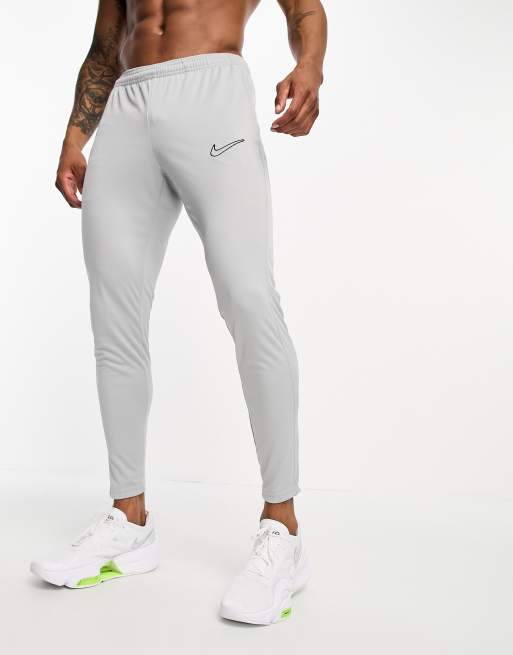 Nike hot sale pantaloni sportivi