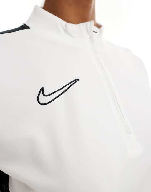 Nike Football – Academy 23 – Sport-Sweatshirt in Weiß mit kurzem