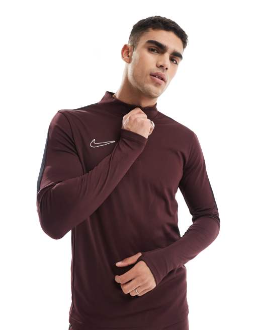 Nike Football – Academy 23 – Sweatshirt in Burgunderrot mit kurzem Reißverschluss