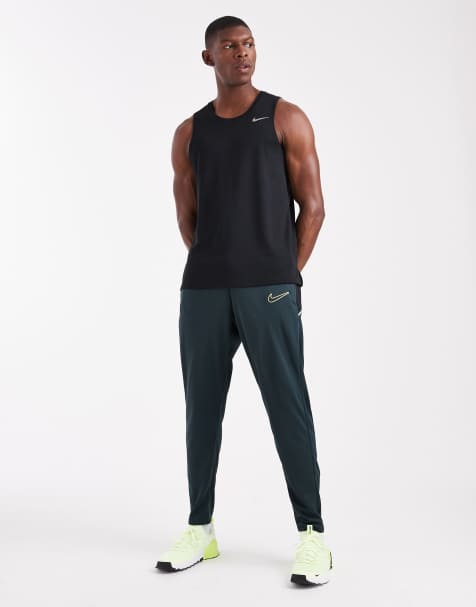 Nike Football - Academy 25 - Dri-FIT - Joggingbroek in donkergroen - view 1